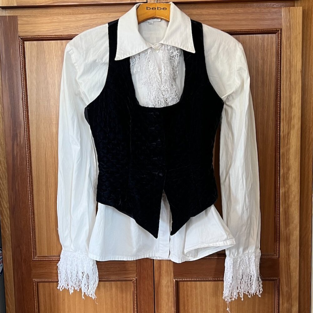Bebe Midnight Blue Quilted Velvet Vest w/ 5 Covered Buttons, Fully Lined